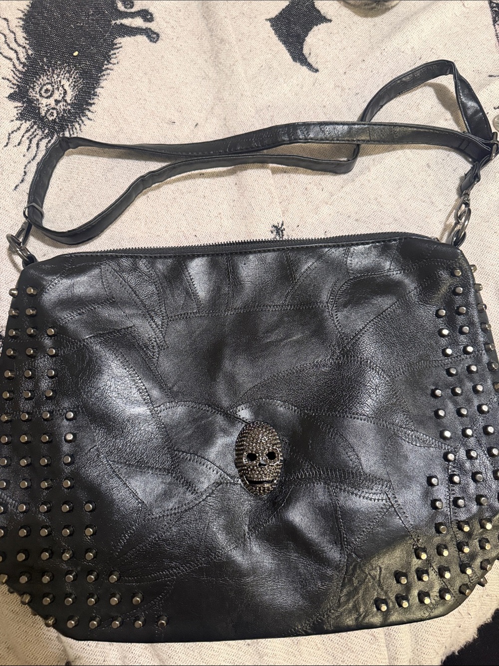 Source Unknown Black Leather Shoulder Bag with Studs and Skull Accent